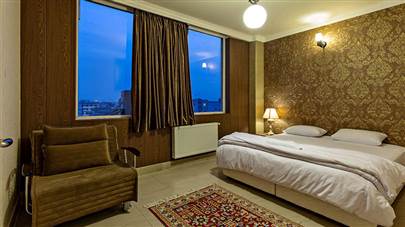 اتاق دو تخته هتل زنده رود اصفهان (یاقوت سابق)